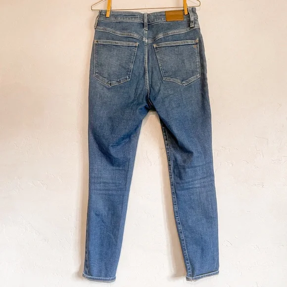 Madewell Curvy High Rise Skinny Jean - Picture 2 of 8